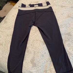 Lulu lemon cropped wunder under.